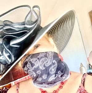 Meet your Posher, Annie